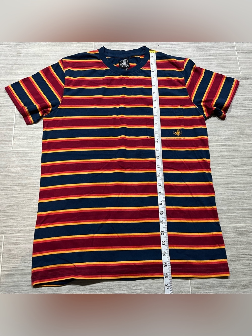 Body Glove Tee w/ Red Orange, Yellow, Stripes - Men's/Unisex - Medium - Picture 7 of 11